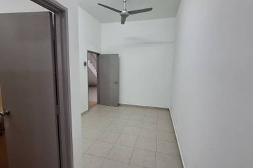 TAMAN SRI PINANG (LABU)