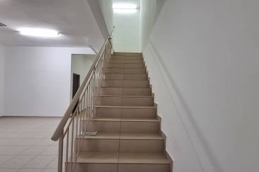 TAMAN SRI PINANG (LABU)