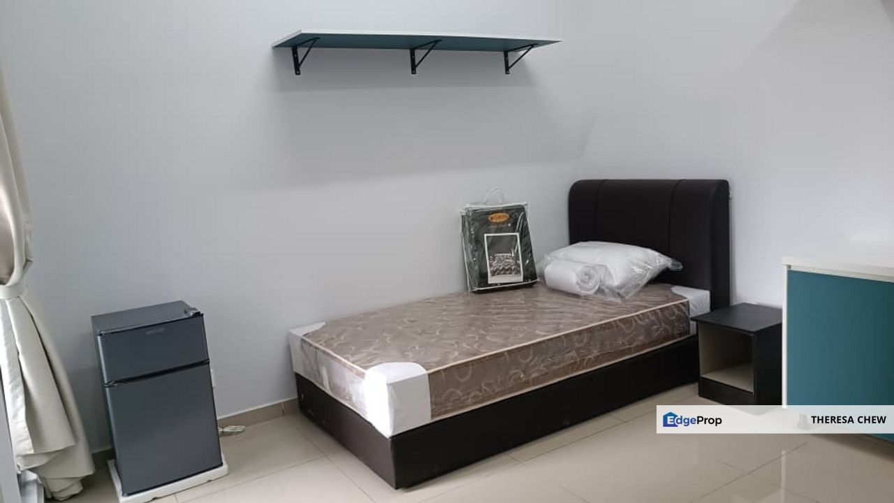 Modern Dual-Key En-Suite Studio in Midlands City, Selangor, Semenyih