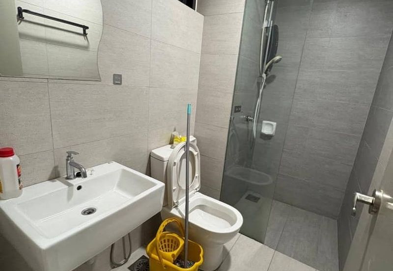 Gravit8 @ Klang South