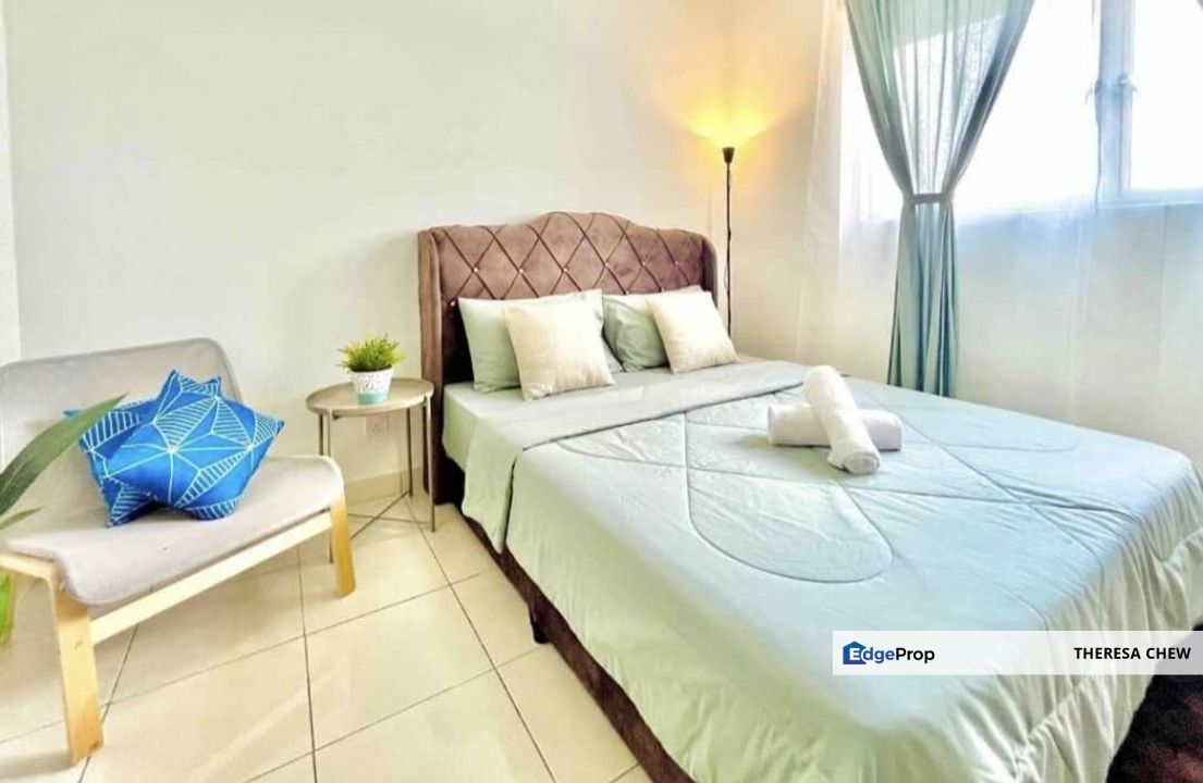 Furnished Junior Master Corner Unit at Alanis Residence (Dual-Key), Selangor, Sepang