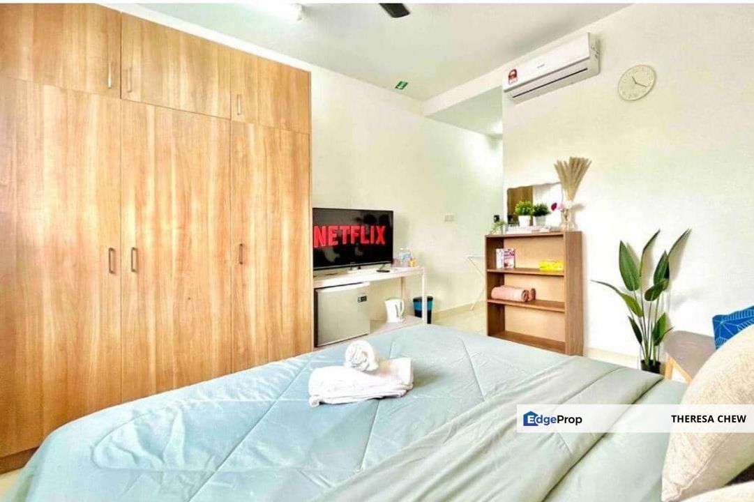 Furnished Junior Master Corner Unit at Alanis Residence (Dual-Key), Selangor, Sepang