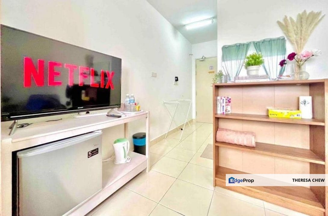 Furnished Junior Master Corner Unit at Alanis Residence (Dual-Key), Selangor, Sepang