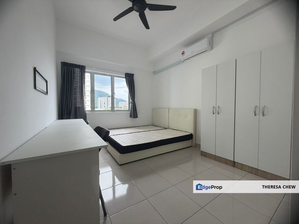 Partially Furnished Dual-Key 4 Room Unit at Kampar Lake Campus, Perak, Kampar