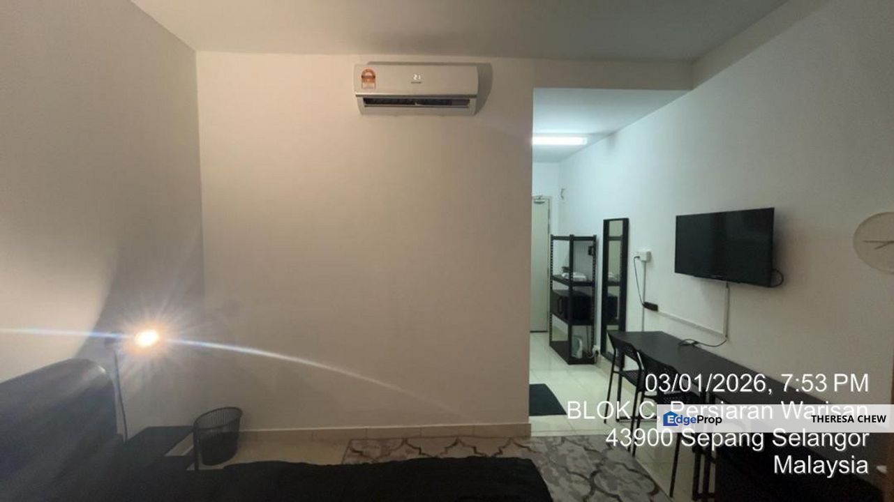 Partially Furnished Dual-Key Studio Room Unit at Alanis Residence , Selangor, Sepang