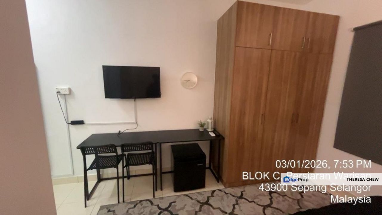 Partially Furnished Dual-Key Studio Room Unit at Alanis Residence , Selangor, Sepang