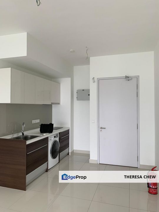 D'sara Sentral A Pristine 2-Room Apartment in Superb Condition, Selangor, Shah Alam