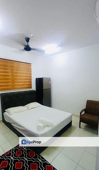 Alanis Residence Dual-Key Type Furnished Junior Master Room, Selangor, Sepang