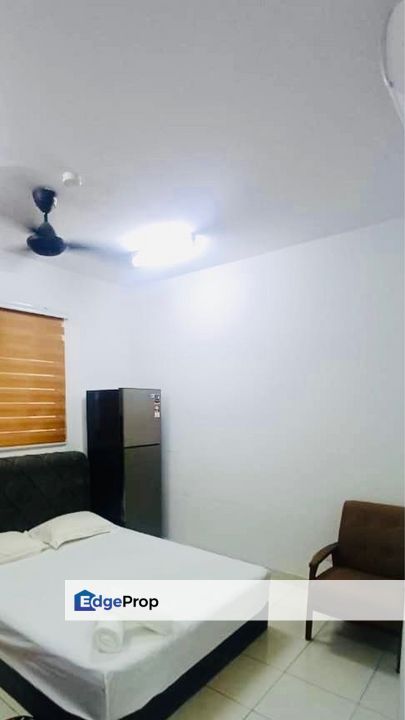 Alanis Residence Dual-Key Type Furnished Junior Master Room, Selangor, Sepang