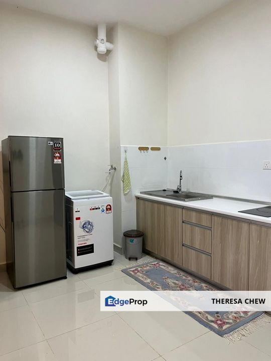 Furnished Core Soho Studio With Pool View Near KLIA, Selangor, Sepang