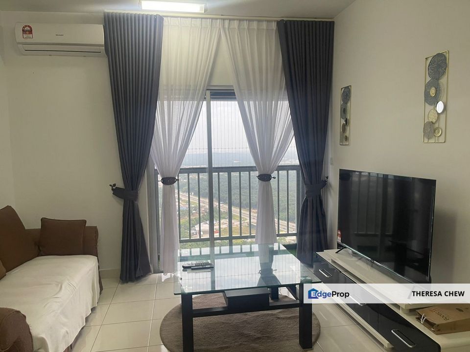 Alanis Residence Dual-Key Type 2-Room Fully Furnished with Free wifi, Selangor, Sepang
