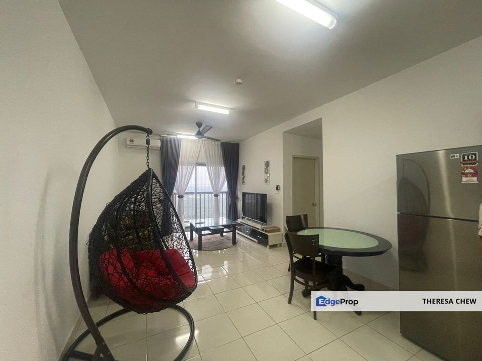 Alanis Residence Dual-Key Type 2-Room Fully Furnished with Free wifi, Selangor, Sepang