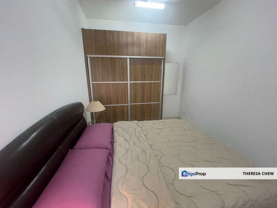 Alanis Residence Dual-Key Type 2-Room Fully Furnished with Free wifi, Selangor, Sepang