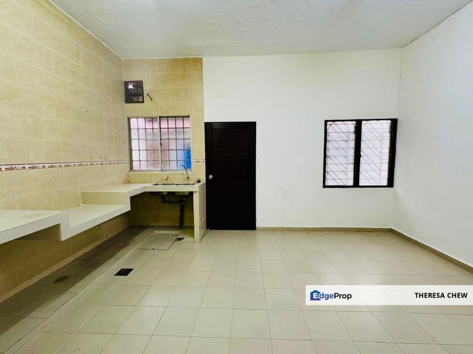  Klang Utama 2-Storey Basic Unit House, Selangor, Klang