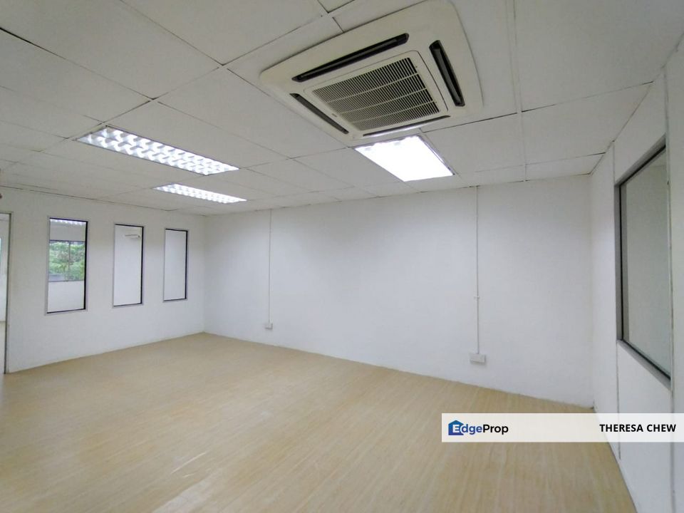Sentul Renovated 1st Floor Office Facing Main Road, Kuala Lumpur, Sentul