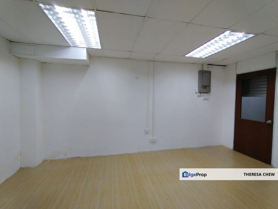Sentul Renovated 1st Floor Office Facing Main Road, Kuala Lumpur, Sentul