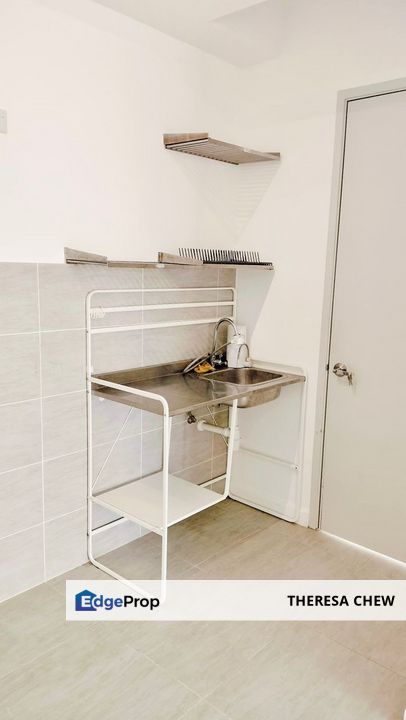 Partially Furnished Unit at Bell Suites, Selangor, Sepang