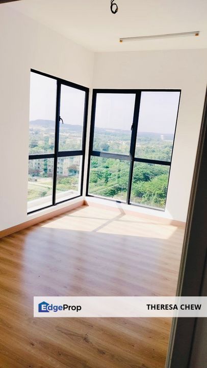 Partially Furnished Unit at Bell Suites, Selangor, Sepang