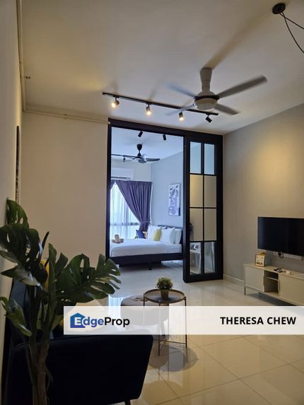 Core Soho Suites Fully Furnished Studio With Room Partition, Selangor, Sepang