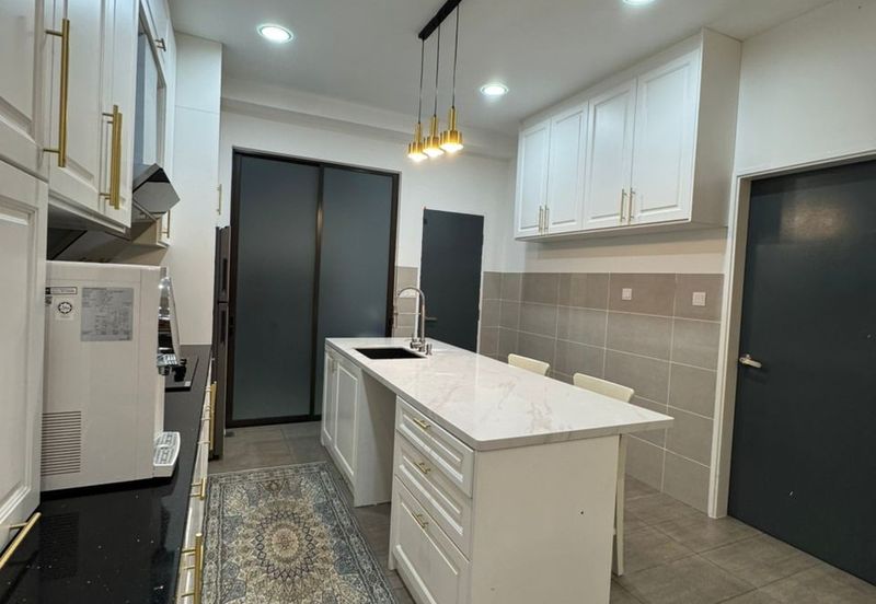 Ayden Townhouse Warisan Puteri