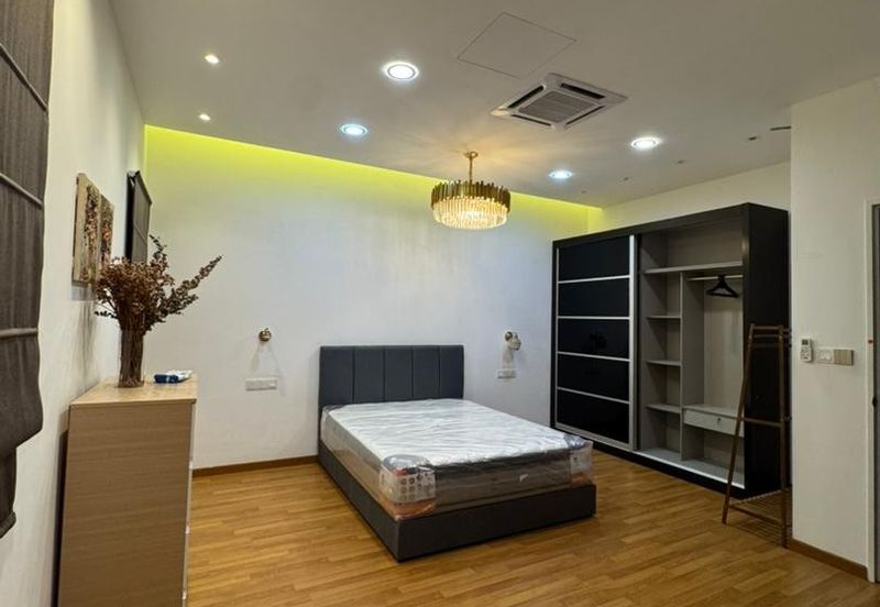 Ayden Townhouse Warisan Puteri