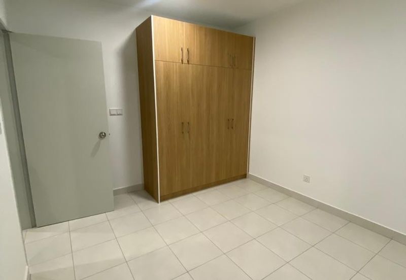 Arena Residences @ Warisan Puteri