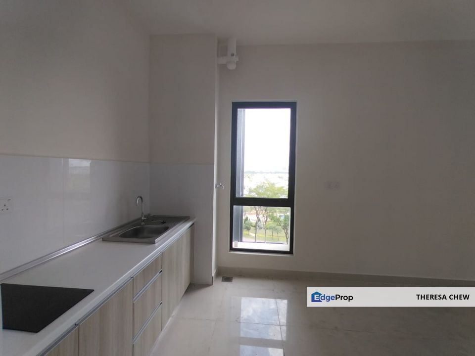 Invest In Tenanted Core Soho Suites Freehold in Kota Warisan, Selangor, Sepang