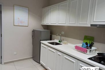 I Residence @ I City