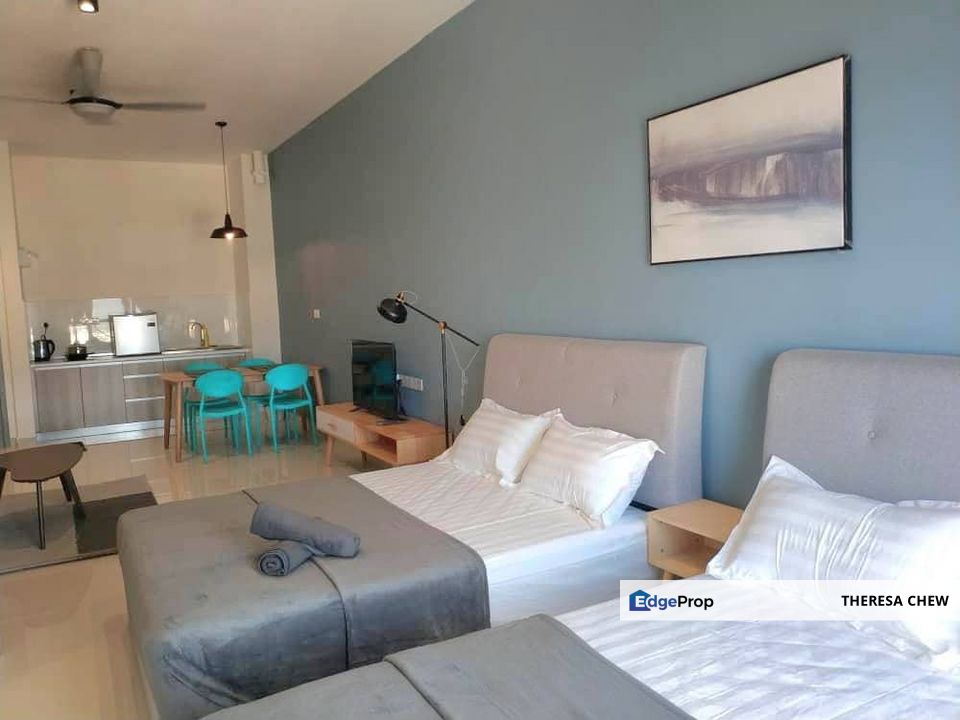 Core Soho Suites Furnished Studio Featuring 2 Queen Beds, Selangor, Sepang