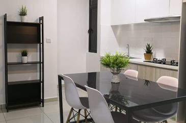 Kenwingston Square Garden