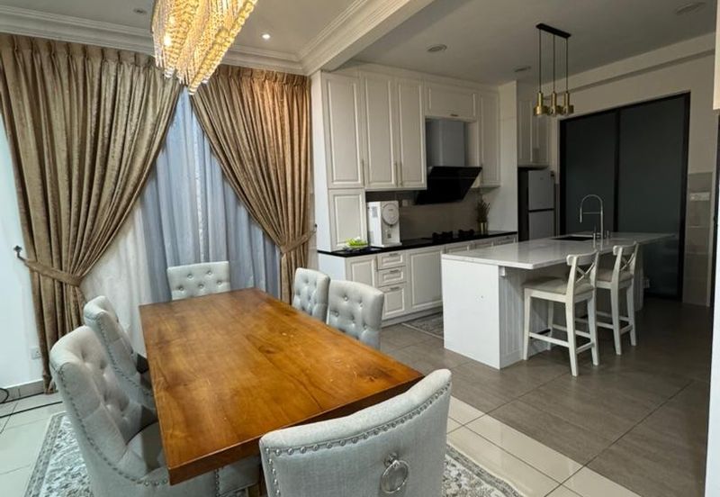 Ayden Townhouse Warisan Puteri