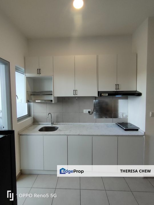 Tangerine Suite 2-Room Fully Furnished, Selangor, Sepang