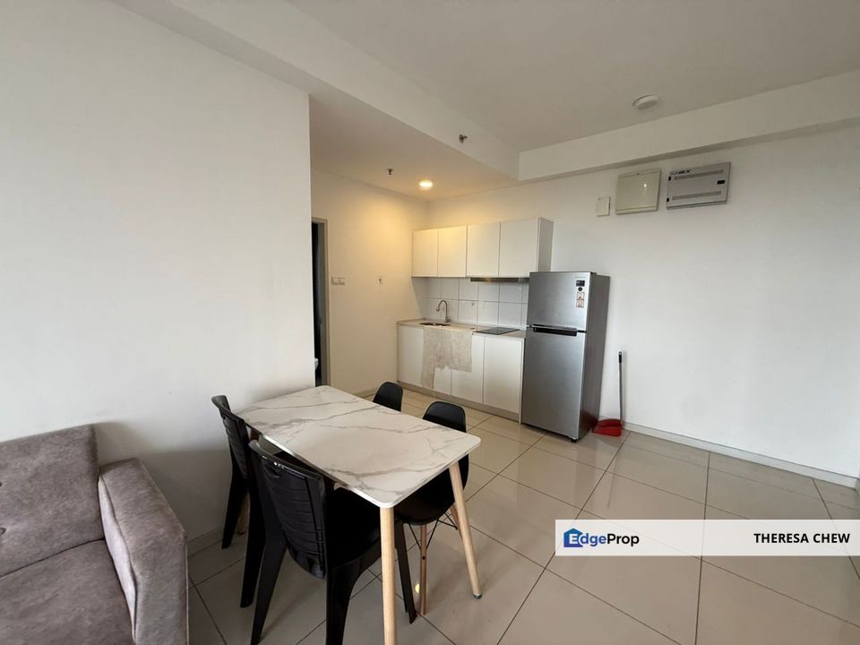 Horizon Suites 2-Room Partially Furnished, Selangor, Dengkil