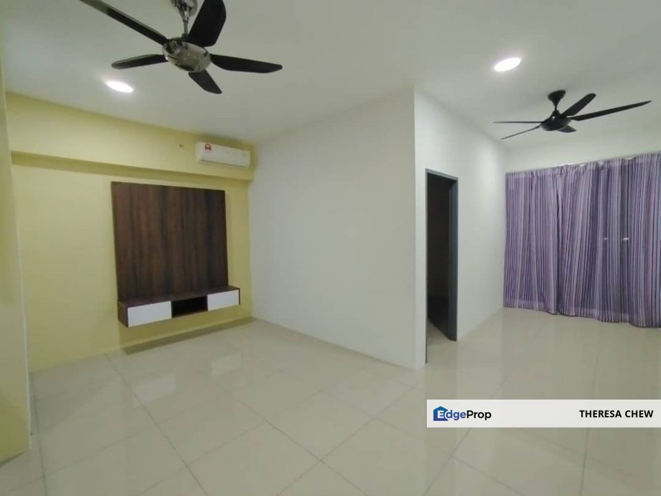 Menara Geno Studio with 1-Room Partition, Partially Furnished, Selangor, USJ
