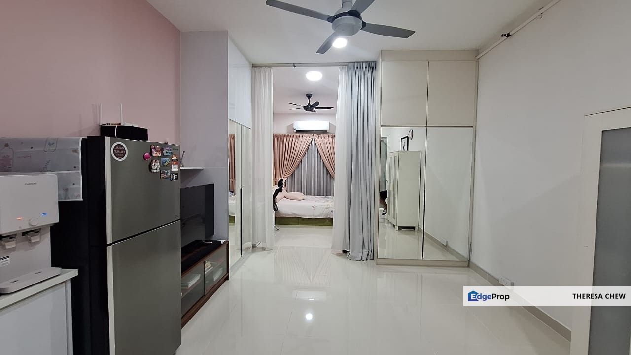 Core Soho Suites Renovated Studio With 2 Parking, Selangor, Sepang