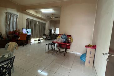 Jalan Setia Indah U13/12F