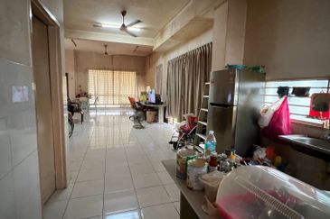 Jalan Setia Indah U13/12F