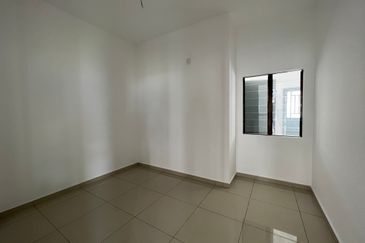 Jalan Setia Utama U13/39F