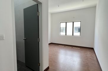 Jalan Setia Utama U13/39F