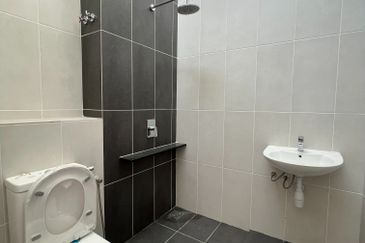 Jalan Setia Utama U13/39F