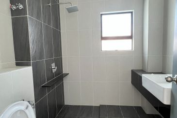 Jalan Setia Utama U13/39F