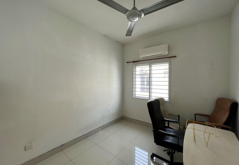 Jalan Setia Impian U13/7