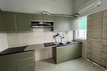 Jalan Setia Impian U13/7