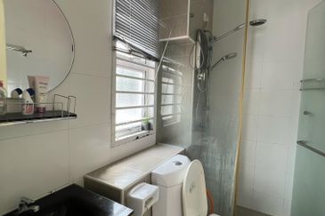 Jalan Setia Impian U13/7