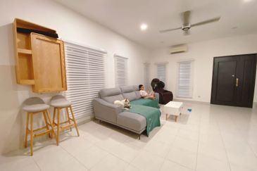 Jalan Setia Impian U13/7