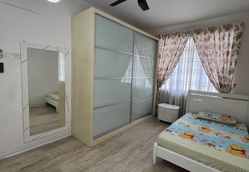 Jalan Setia Impian U13/6F