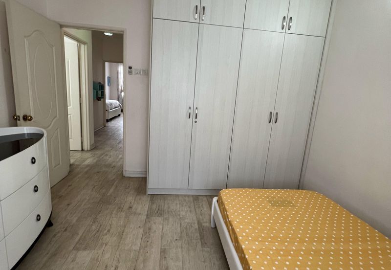 Jalan Setia Impian U13/6F