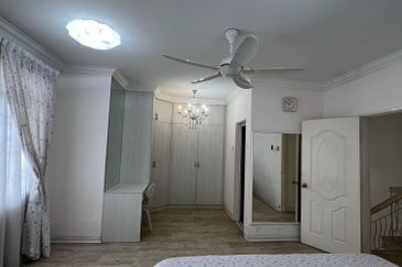 Jalan Setia Impian U13/6F