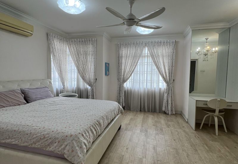 Jalan Setia Impian U13/6F