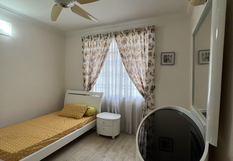 Jalan Setia Impian U13/6F